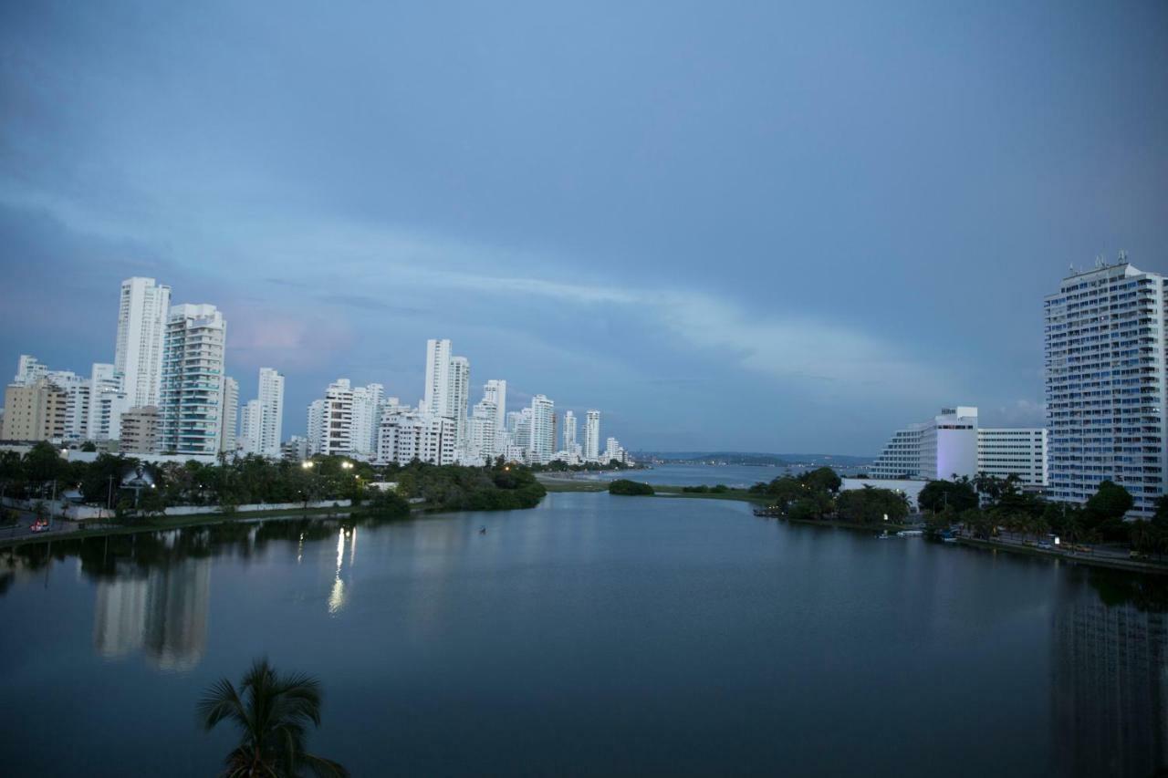 Poseidon Lake Apartments Cartagena Esterno foto
